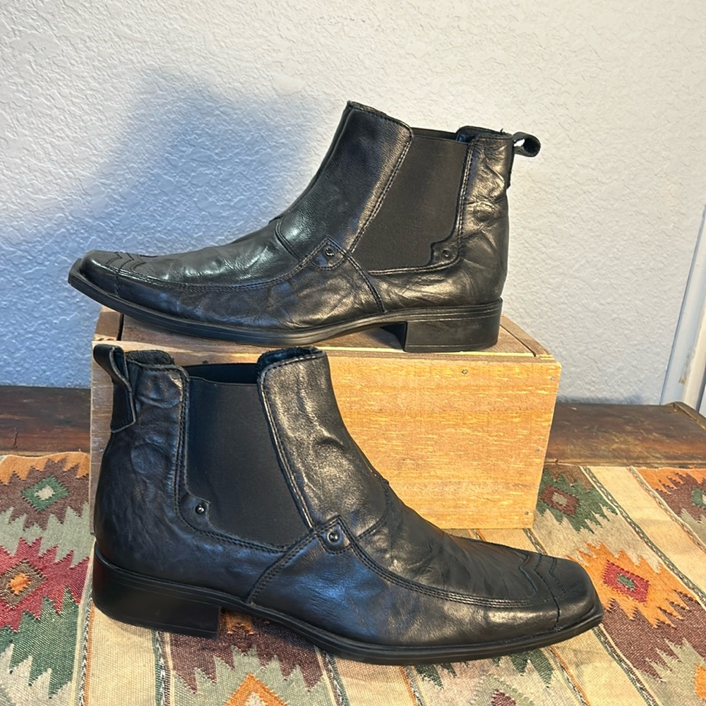 Ferrato  pull on leather boots